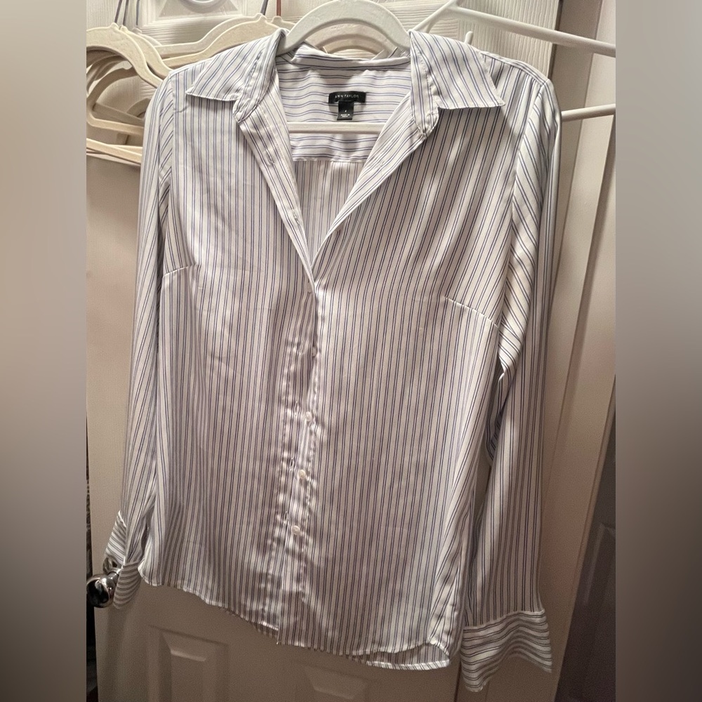 Ann Taylor Striped Button-Down Shirt in Blue and White - Picture 3 of 6